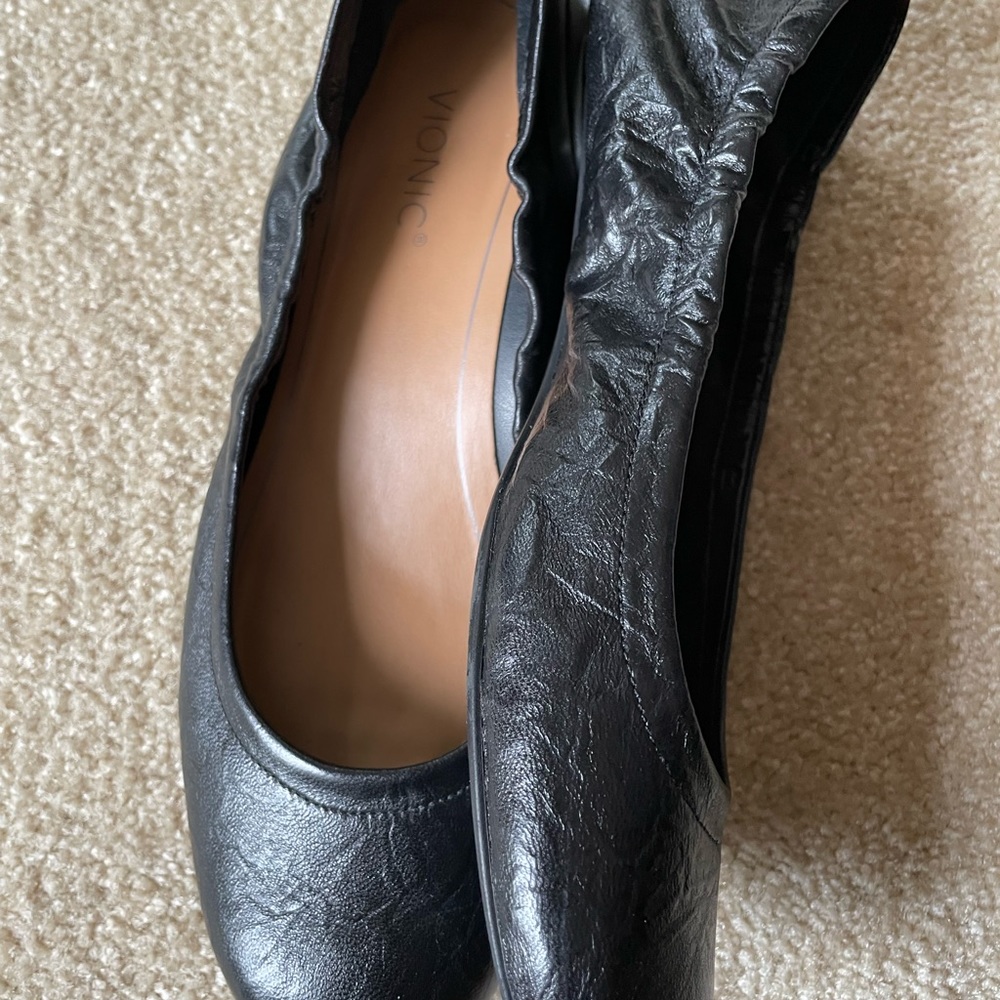 Vionic Women’s Black Ballet Flat 8M Orthotic Insole Arch. Like New condition. - Picture 4 of 6